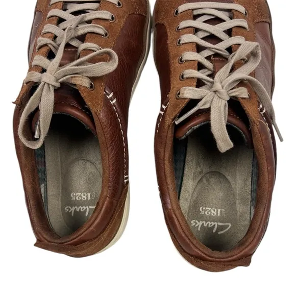 Clarks Mens 11.5 Shoes Sneakers Suede Leather Brown Casual Distressed Rustic