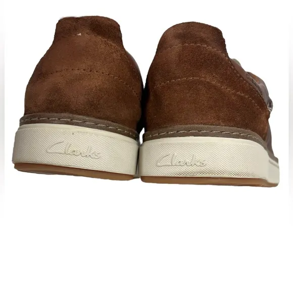 Clarks Mens 11.5 Shoes Sneakers Suede Leather Brown Casual Distressed Rustic