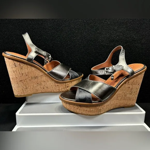 Coach High Wedge Espadrille Cross‎ Band Silver/Gray Logo Size 10B  Buckle Charm