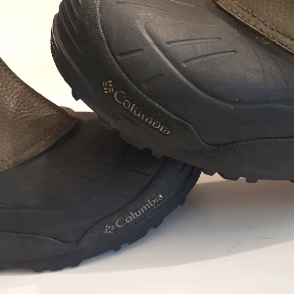 Columbia Bugaslip Slip On Rain Snow Boot Leather Waterproof Traction Insulation