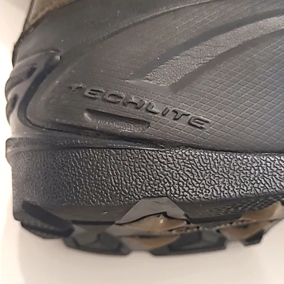Columbia Bugaslip Slip On Rain Snow Boot Leather Waterproof Traction Insulation