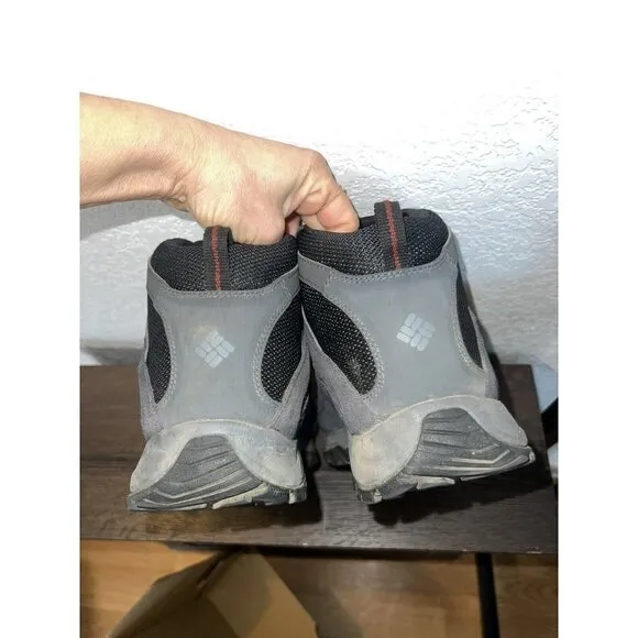 Columbia Crestwood Mid Waterproof Hiking Boots for Men 12 Wide W/Box Grey