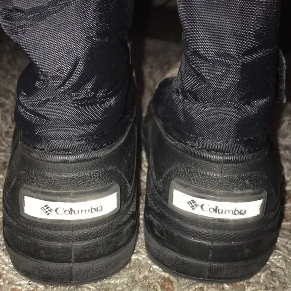 Columbia powder bug snow boots