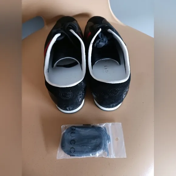 COPY - Gucci Icon GUCCISSIMA  Black Sneakers size 37  box