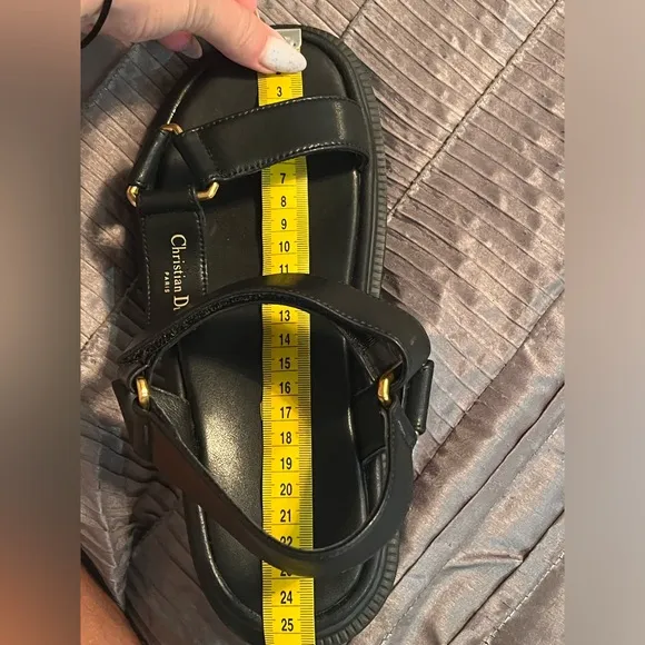 COPY - Like new D Wave Sandals (worn twice)