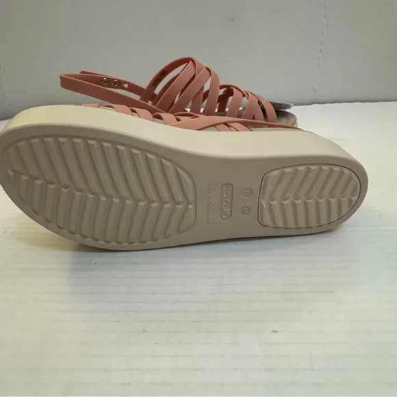 Crocs Brooklyn Strappy Lowwdg Lite Ride Sandals