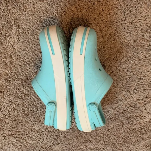 Crocs Crocband Clogs Sandals Baby Blue Size 6