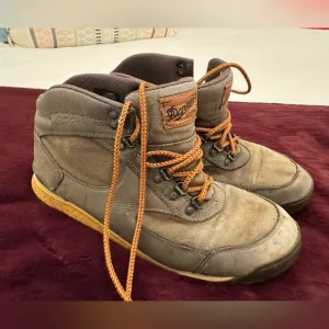 Dancer Men’s Hiking Boots | Size 12
