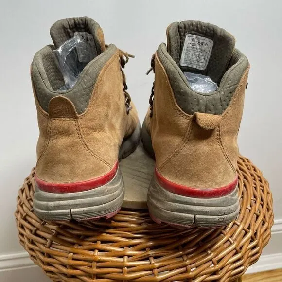 Danner Mountain 600 Brown Red Leather Hiking Boots 10.5 Men’s 4.5” Outdoor Read