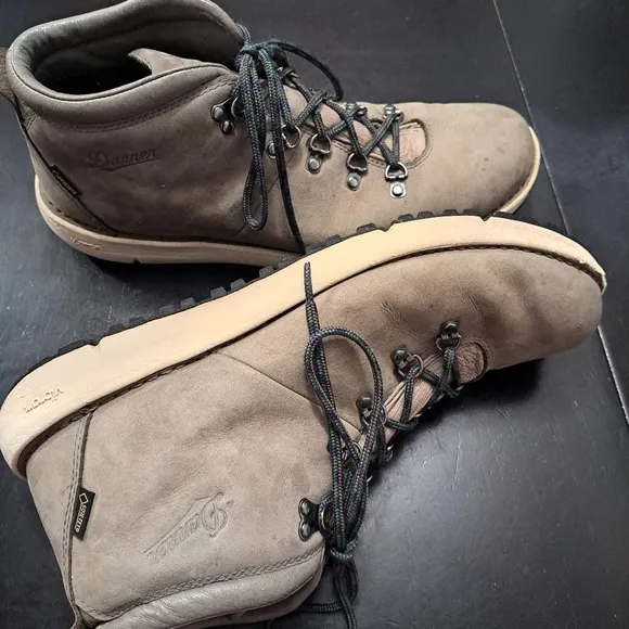 Danner Tramline 917 Grey Hiking Boots   Size 12