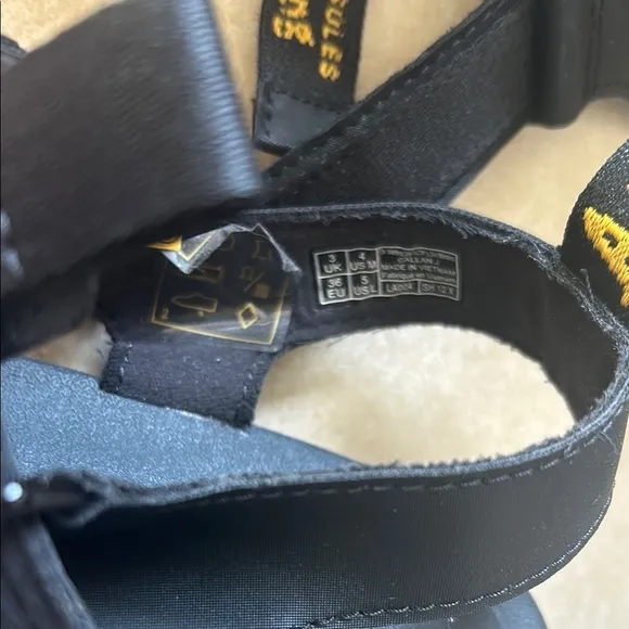 Dr. Marten’s kids black sandals
