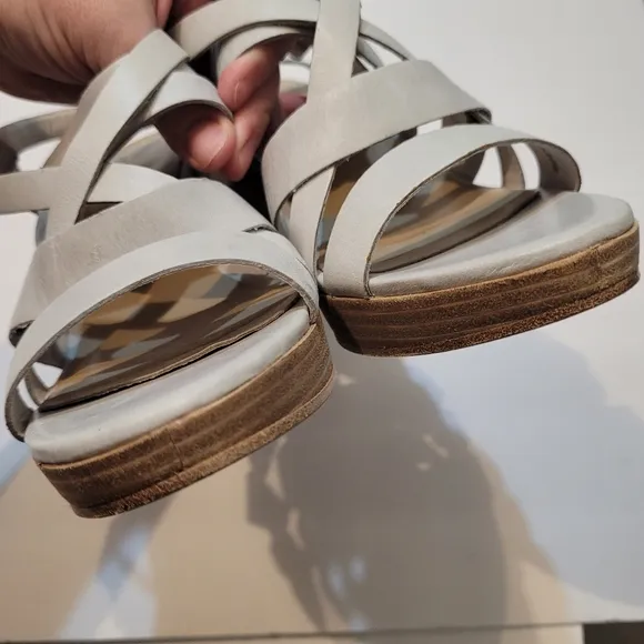 Eileen Fisher Light Blue Leather Sandals Size 9.5