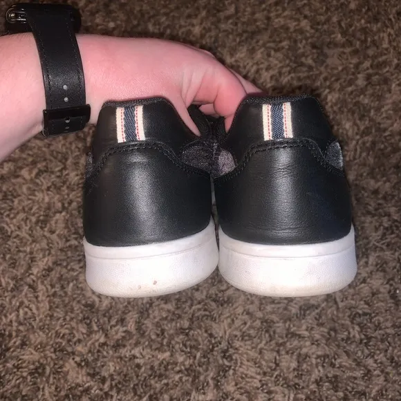 Ellen Degeneres Floral Chapala Sneakers Size 7.5