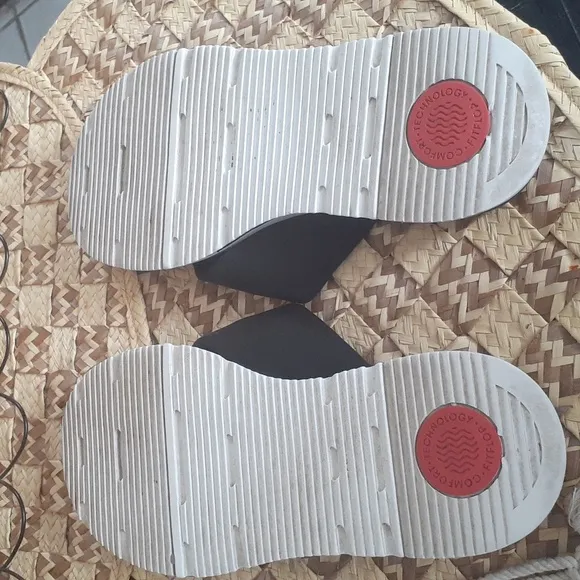 FITFLOP SANDALS