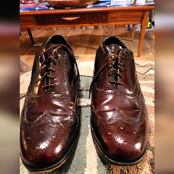 FLORSHEIM men's Lexington Wing- tip Oxford Leather Shoes size 10 wine