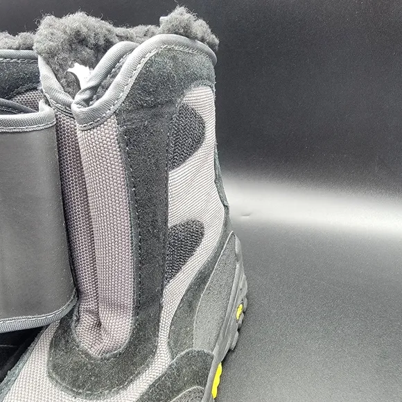 Gap Little Kids Snow Boots Sz 13 Black Grey Yellow 3M Thinsulate Insulation New