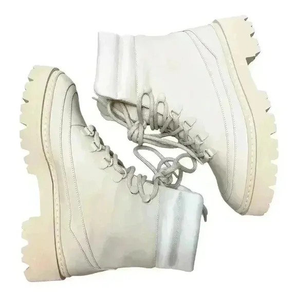 GIA Borghini - NWOB - Terra Hiking Lace-Up Boots in Bone Size 35