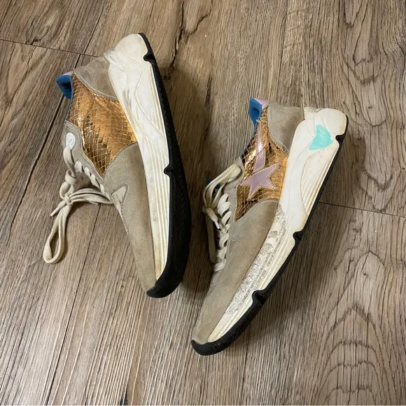Golden Goose Italy Running Shoes size 9.5