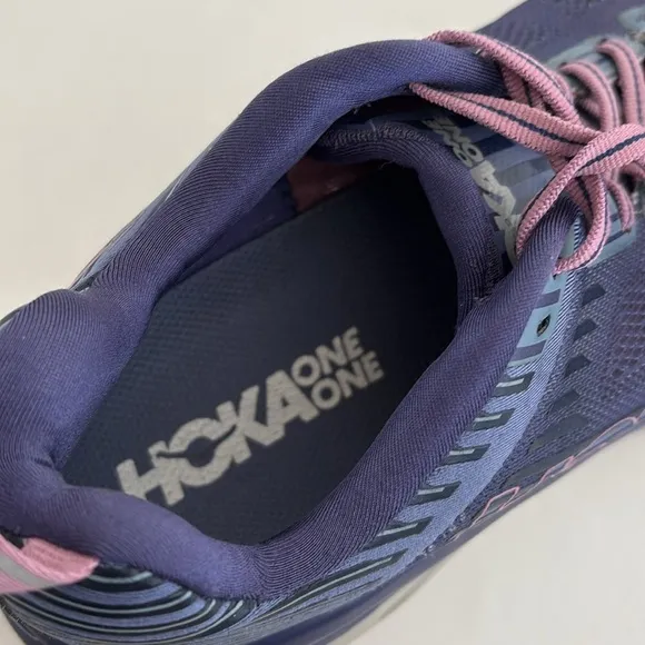 Hoka One‎ One Bondi 6 Marlin Purple Pink Running Sneakers Shoes Women’s Size 9D