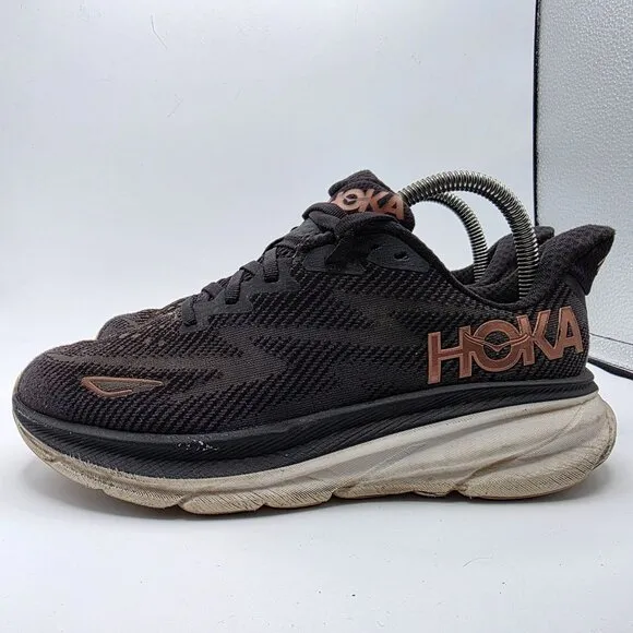 Hoka One One Clifton 9 Womens Size 8 B Black Athletic Shoes Running Walking