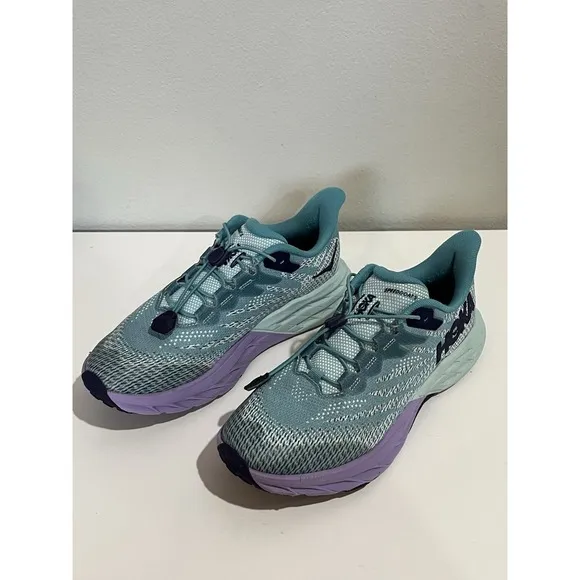Hoka One One Speedgoat 5 Sneakers Youth Sz 6.5MD Ocean Mist Lilac 1134470 OMLM