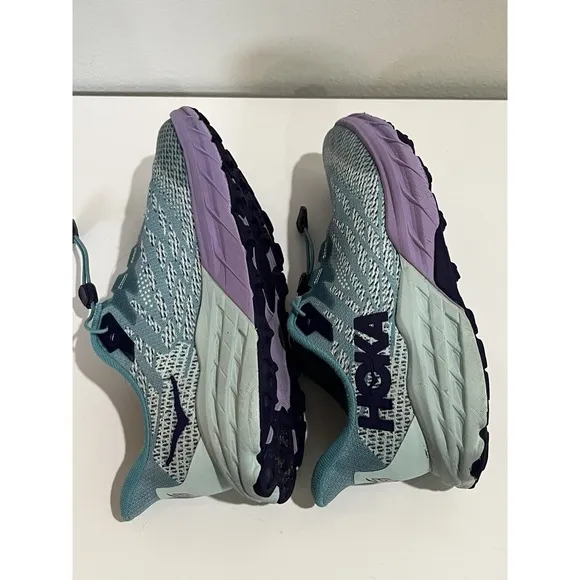 Hoka One One Speedgoat 5 Sneakers Youth Sz 6.5MD Ocean Mist Lilac 1134470 OMLM