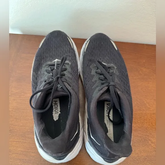 Hoka Womens Clifton 8 Running Shoes - Size 8