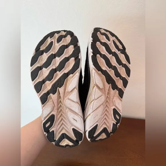 Hoka Womens Clifton 8 Running Shoes - Size 8