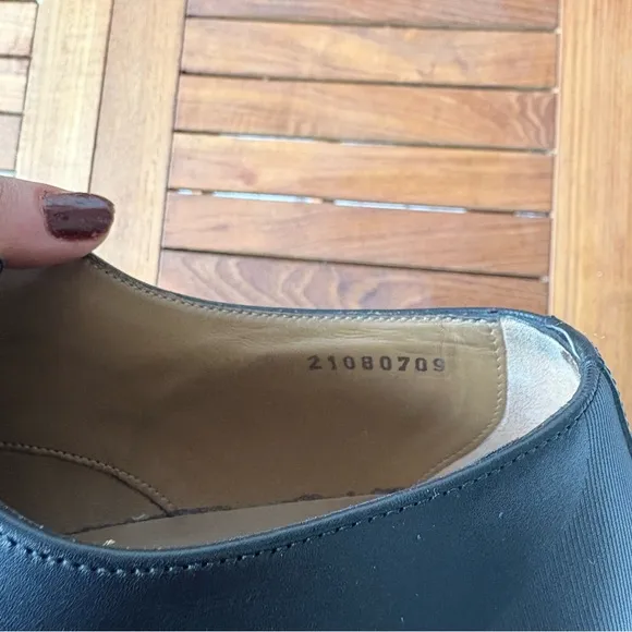 Hugo Boss Classic Black Leather Men's Dress Shoes