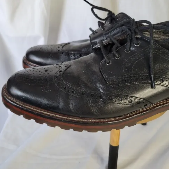 Johnston &amp; Murphy J&amp;M 1850 Black Wingtip 20-4361 Lug Soles Mens Size 9.5M