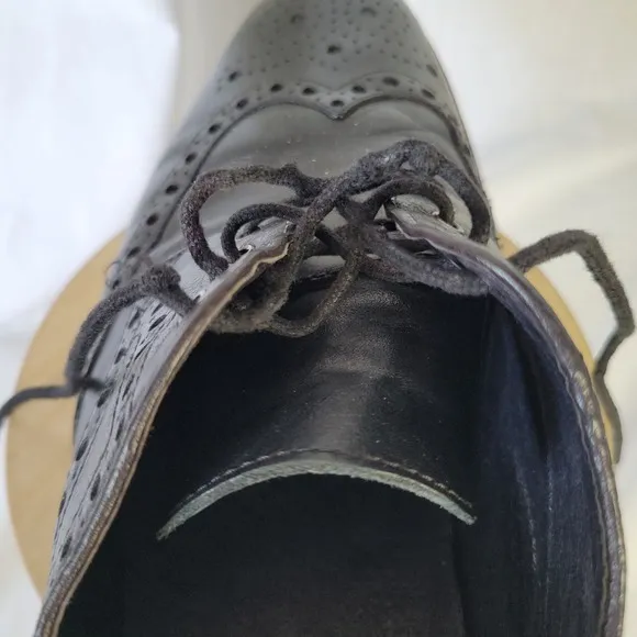 Johnston &amp; Murphy J&amp;M 1850 Black Wingtip 20-4361 Lug Soles Mens Size 9.5M