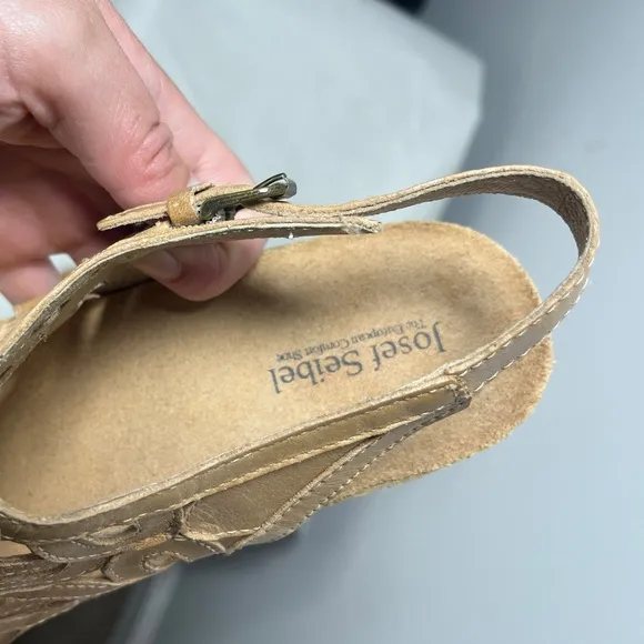 Josef Seibel NWOB Camel - Ruth 03 Open Toe Platform Sandal 7-7.5 EU 38 Leather