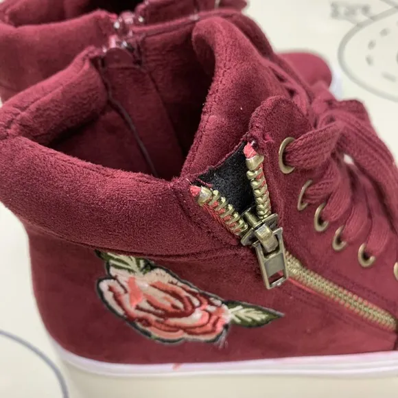 Joyfolie Callie Sneakers