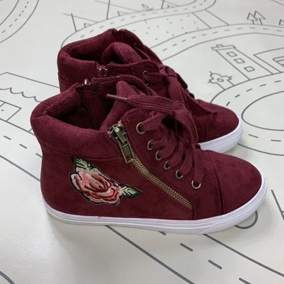 Joyfolie Callie Sneakers