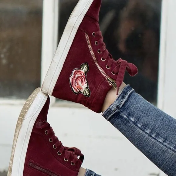Joyfolie Callie Sneakers