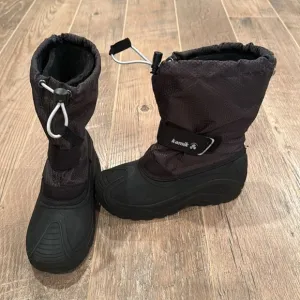 Kamik Kid’s Black Snow Boots Size 2