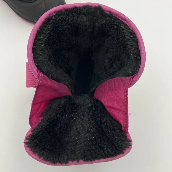 Kamik Snowboots (toddler size 5)