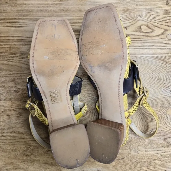 Karl Lagerfeld Sandals Golden Yellow Snakeskin Size 7