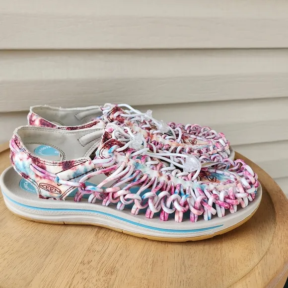 Keen Uneek women's canvas sandals