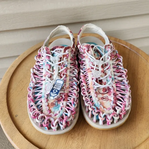Keen Uneek women's canvas sandals
