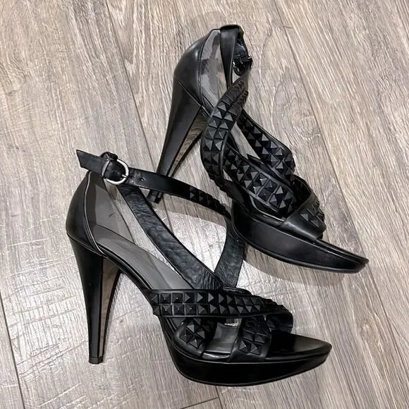 Kenneth Cole black heel’s sandals leather Sz 8,5