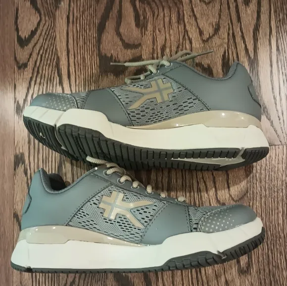 Kuru Quantum 2 Wide Walking Shoes