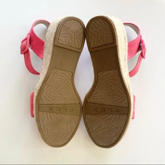 Life Stride espadrille wedge sandal 9 new