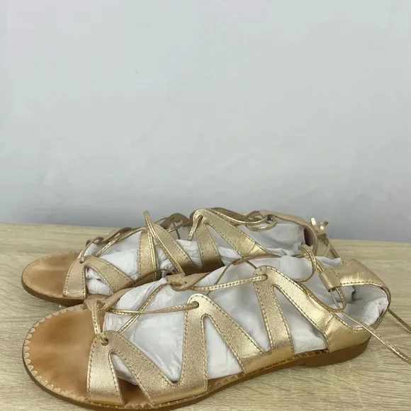 LILLY PULITZER Fit to be Tied Gladiator Sandals in Metallic Gold tassels 6.5 M