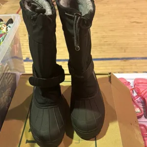 L.L. Bean Black Rain &amp; Snow Northwiods Boots with Waterproof Design size 6