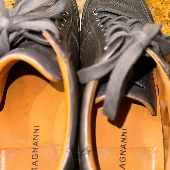 Magnanni 'Cristian' Grey Leather Sneakers  9