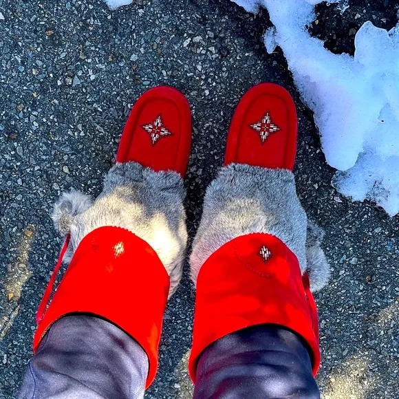 Manitobah Mukluk Rabbit Fur Snowy Owl’s Snow ❄️ and Rain Boots Red 6