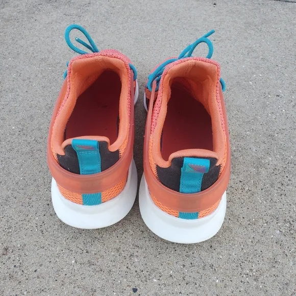 Men Adidas Walking Shoes sz 10