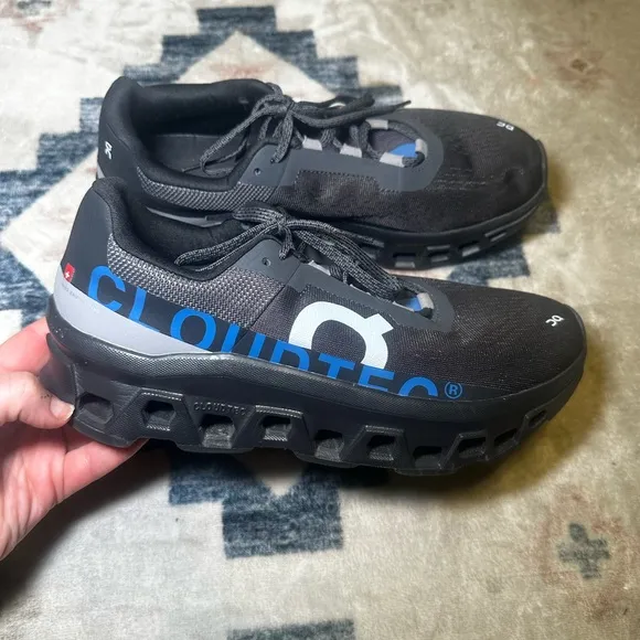 Men's On Cloudmonster Running Shoes size 9.5
