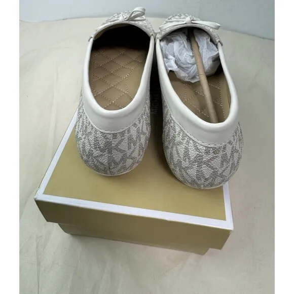 Michael Kors Women's Juliette Moccasin Loafer Flats Sz: 6.5 M